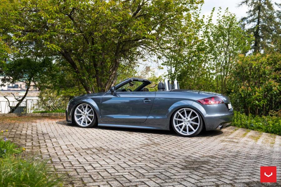 Audi TT Roadster on Vossen Wheels (VFS1) 2017 года  (фото 14 из 23)